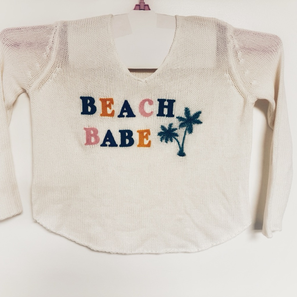 Simply Southern Cream V-Neck Sweater with Multicolor Beach Design